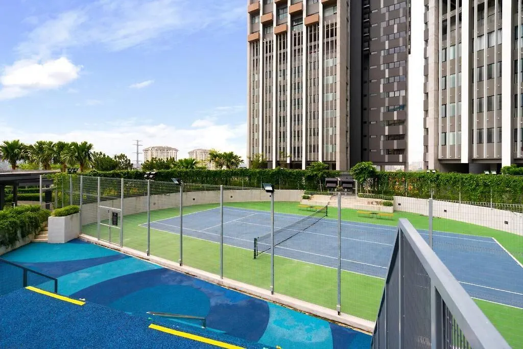Lumi Tropicana-Luxury-3Bedroom-Golf View-8Pax Petaling Jaya Apartment