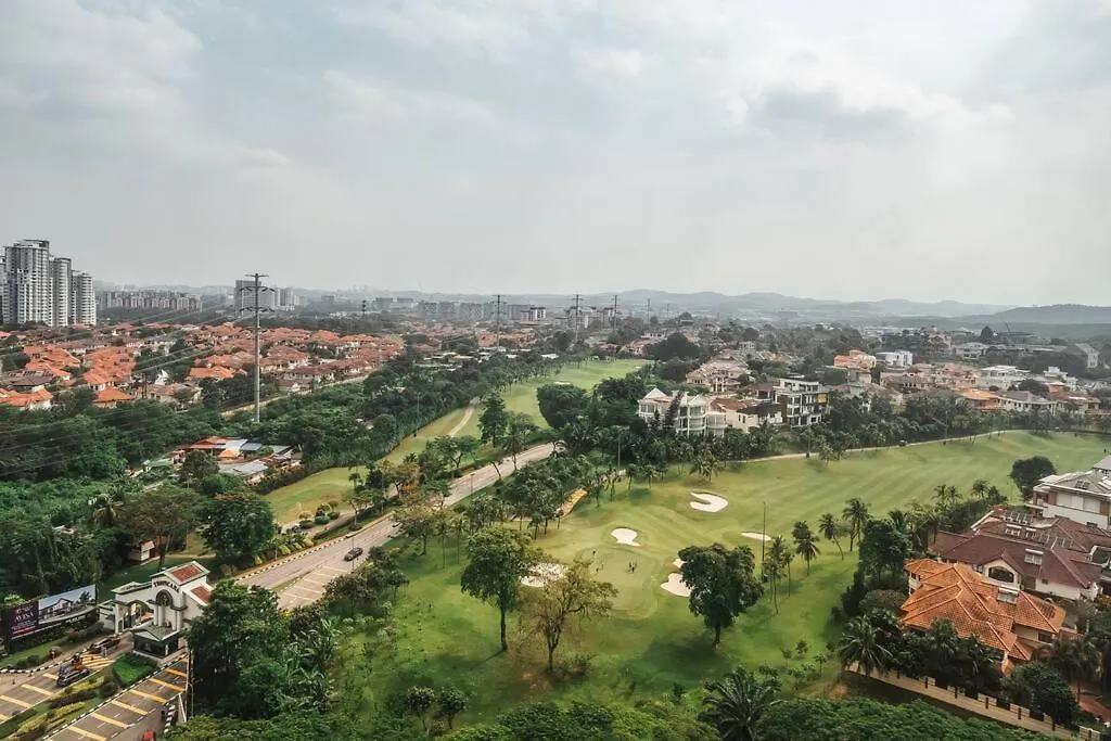 Apartment Lumi Tropicana-Luxury-3Bedroom-Golf View-8Pax Petaling Jaya Malaysia
